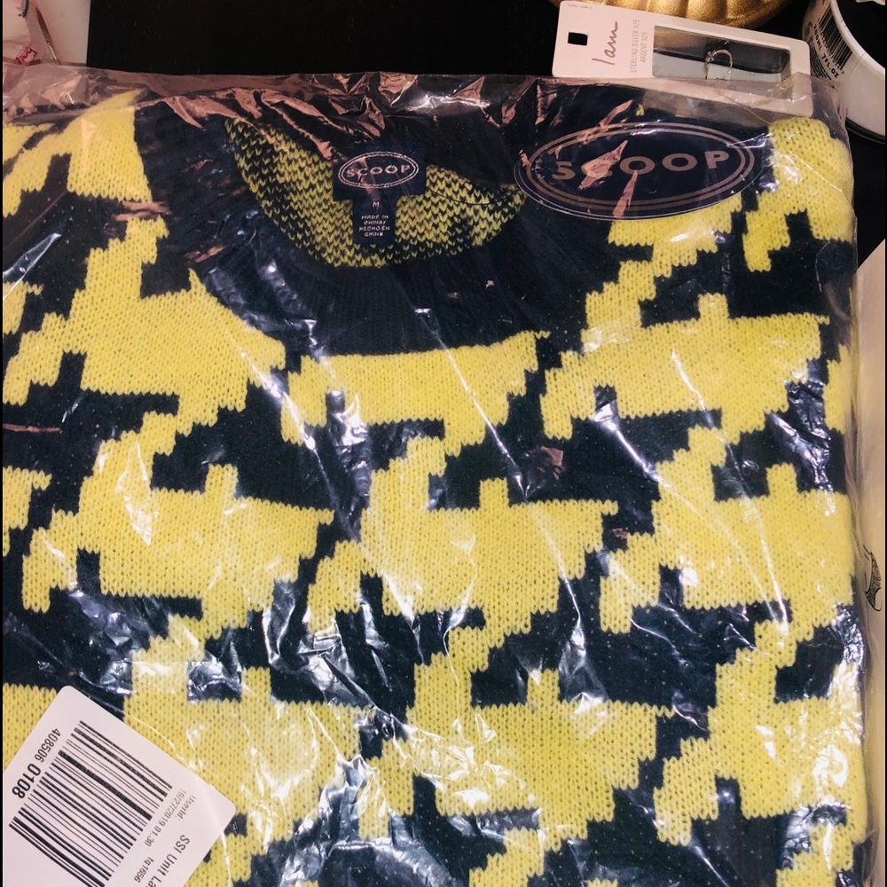 Scoop sweater